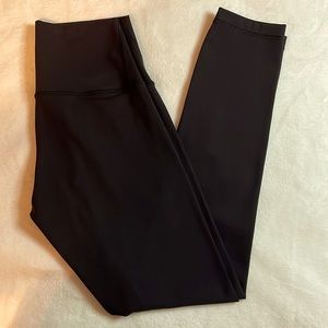 Lululemon NWOT black align leggings